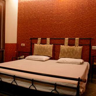 Hotel Sheel Gopal Vision, Mathura 3